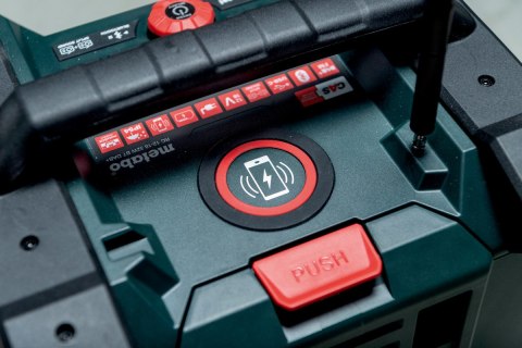 RADIO AKUMULATOROWE RC 12-18 BT DAB+