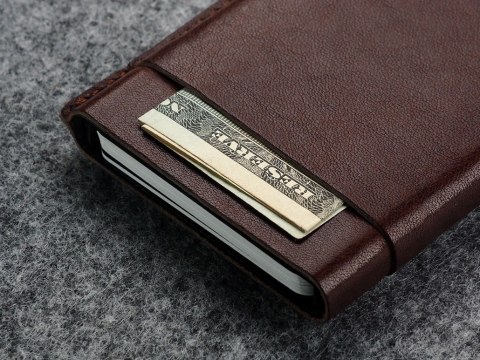 Portfel GOBI Pularys Skóra Nomad brązowy 7x10x1 cm