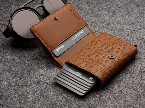 Portfel BOSTO - NATIVE Decor Pularys Nomad koniak 7x9,5x2 cm
