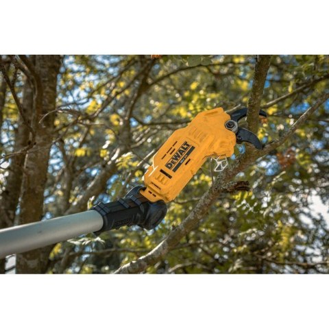 AKUMULATOROWY SEKATOR DO GAŁĘZI 18V XR 1*5AH