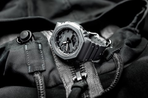 ZEGAREK MĘSKI CASIO G-SHOCK OCTAGON GA-2100-1A1ER (zd139b)