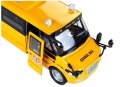 METALOWY AUTOBUS SZKOLNY Z SILNIKIEM NACIĄGANYM