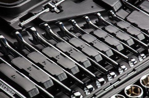 NEO ZESTAW KLUCZY NASADOWYCH 1/4'',1/2'' 77 CZĘŚCI CRV NEO