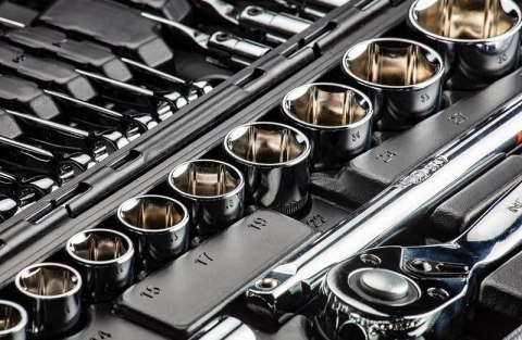NEO ZESTAW KLUCZY NASADOWYCH 1/4'',1/2'' 77 CZĘŚCI CRV NEO