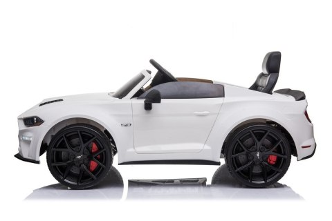 AUTO NA AKUMULATOR MP3 SKÓRA PILOT EVA FORD MUSTANG GT DRIFT SX2038 BIAŁY