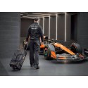 TORBA Z KÓŁKAMI DEWALT MACLAREN